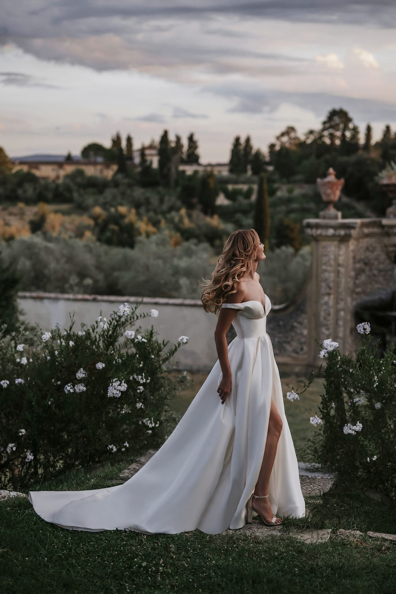 Vestido liso perlado